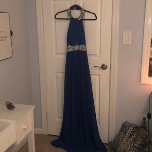A beautiful blue prom dress!